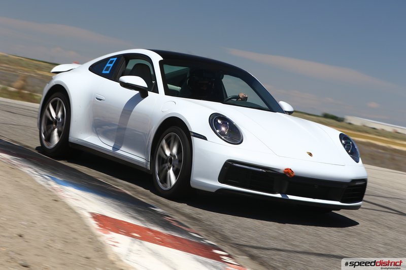 Porsche 911 GT3 white