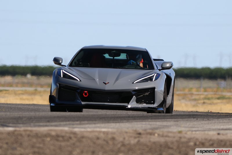 Chevrolet Corvette STI silver
