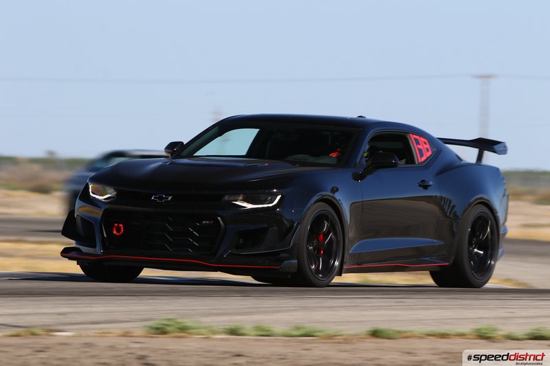 Chevrolet Camaro ZL1 blue