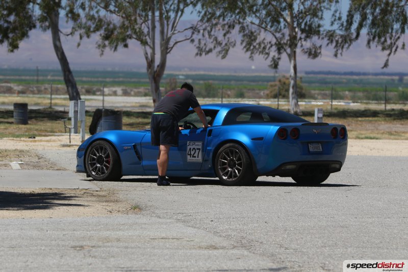 Chevrolet Corvette Z06 blue