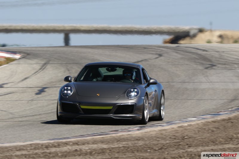 Porsche 911 GT3 gray