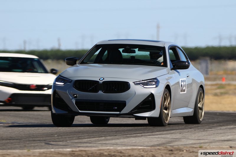 BMW M2 Competition white