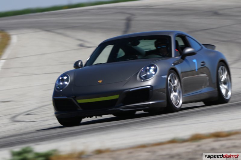 Porsche 911 GT3 gray