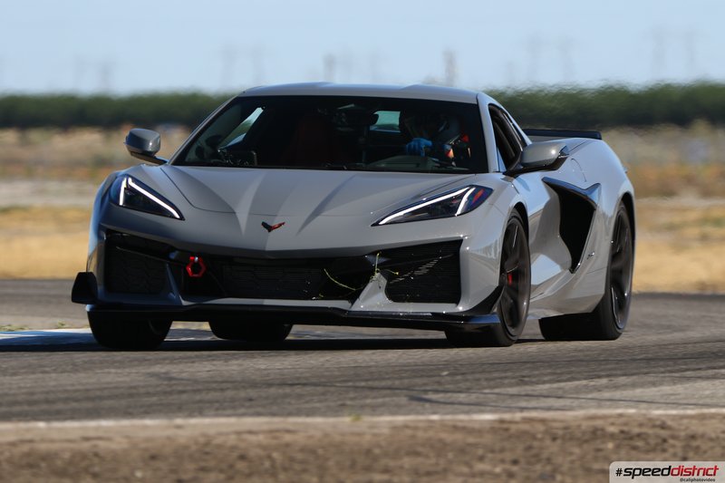 Chevrolet Corvette Z06 silver