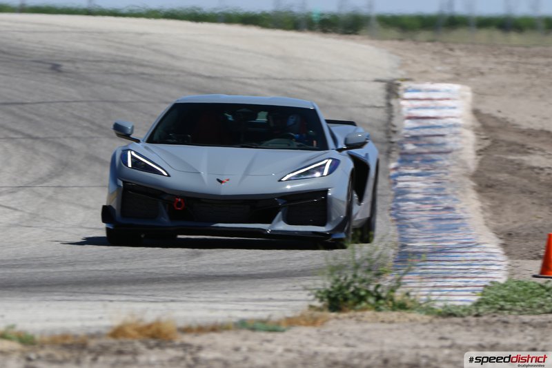 Chevrolet Corvette Z06 silver