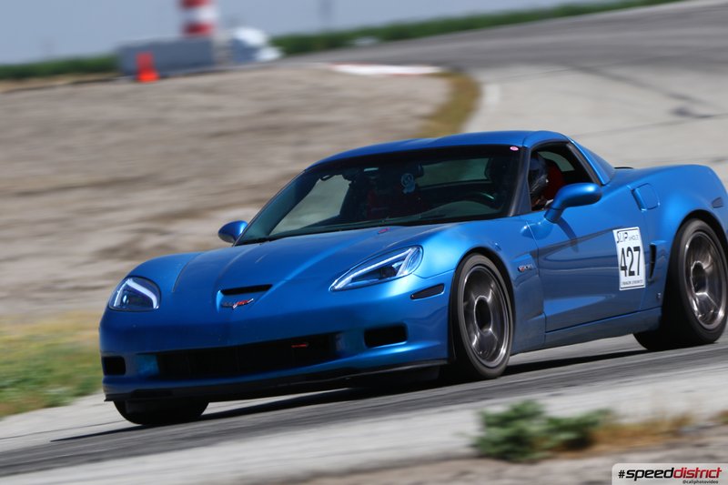 Chevrolet Corvette Z06 blue