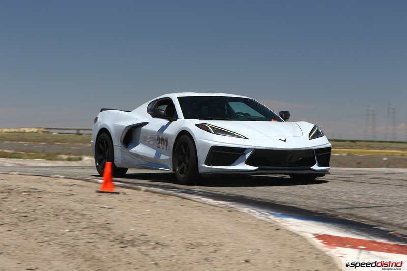 Chevrolet Corvette STI white