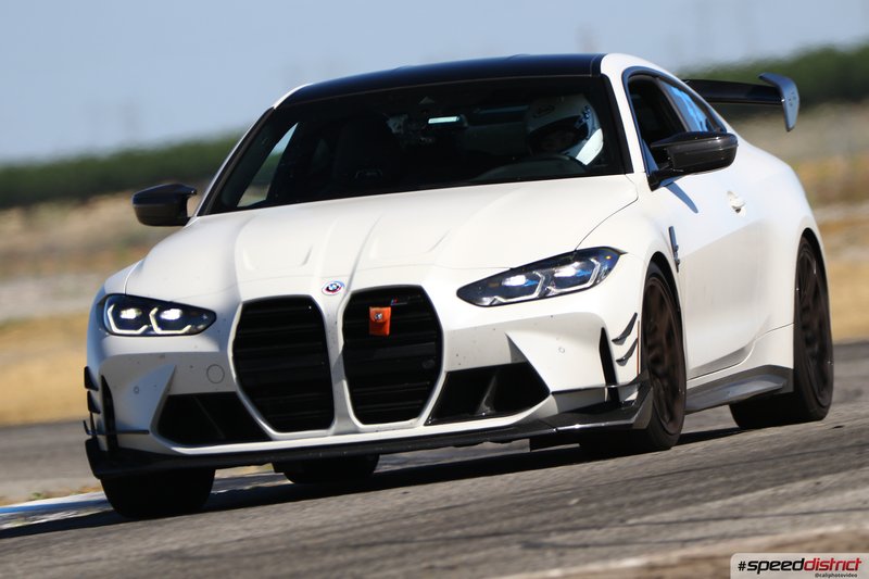 BMW M4 Competition white