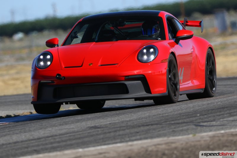 Porsche 911 GT3 RS red