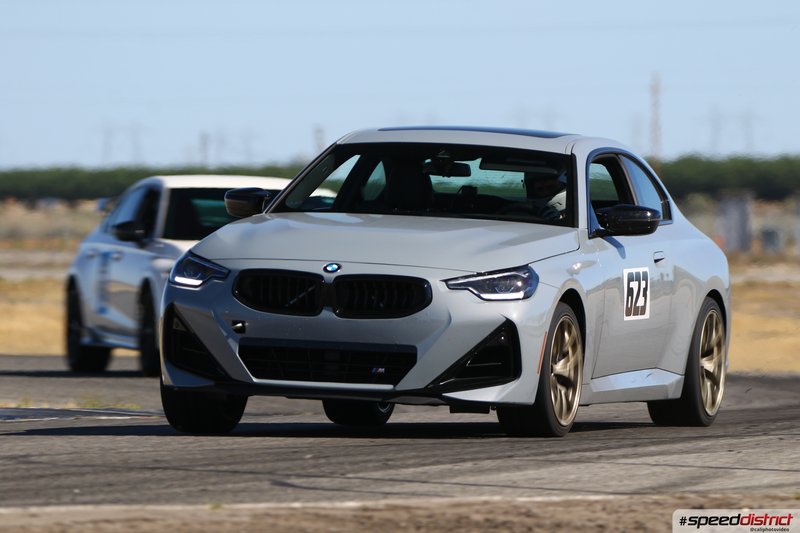 BMW M2 Competition white