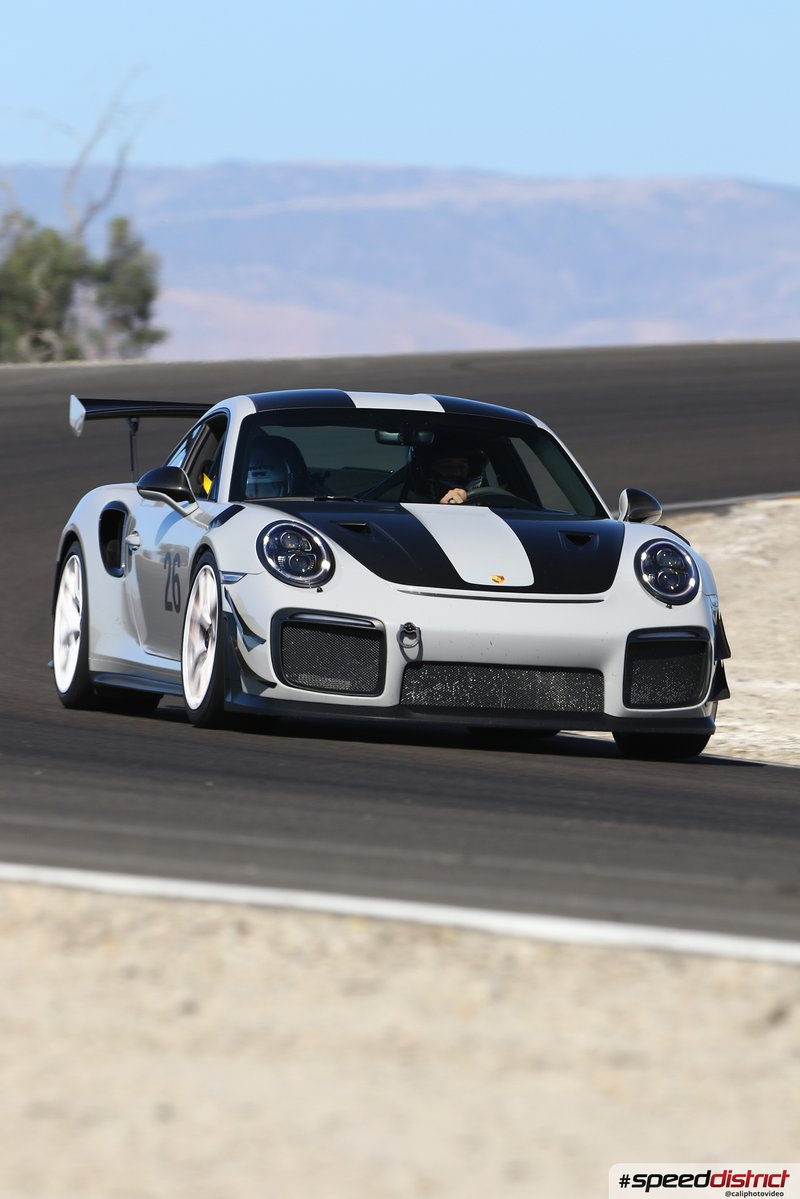 Porsche 911 GT2 RS