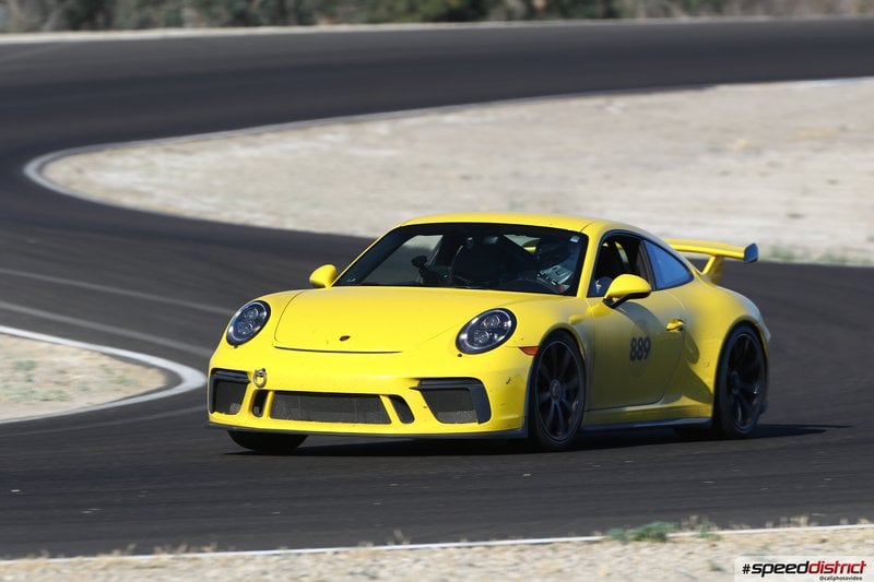 Porsche 911 GT3 yellow