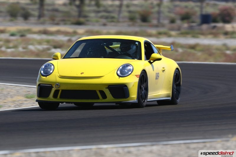 Porsche 911 GT3 yellow