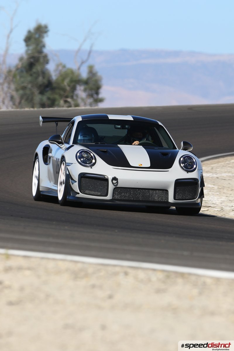 Porsche 911 GT2 RS