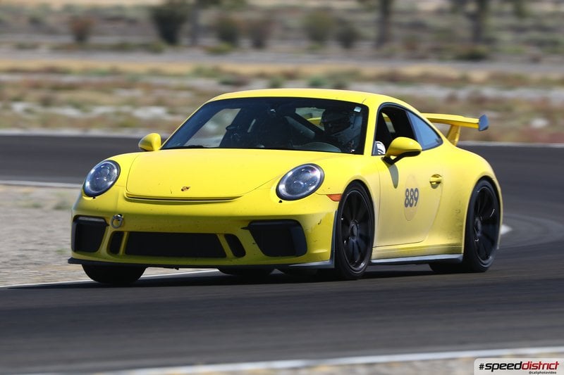 Porsche 911 GT3 yellow