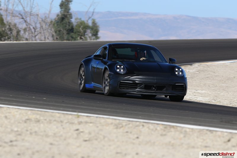 Porsche 911 GT3 blue