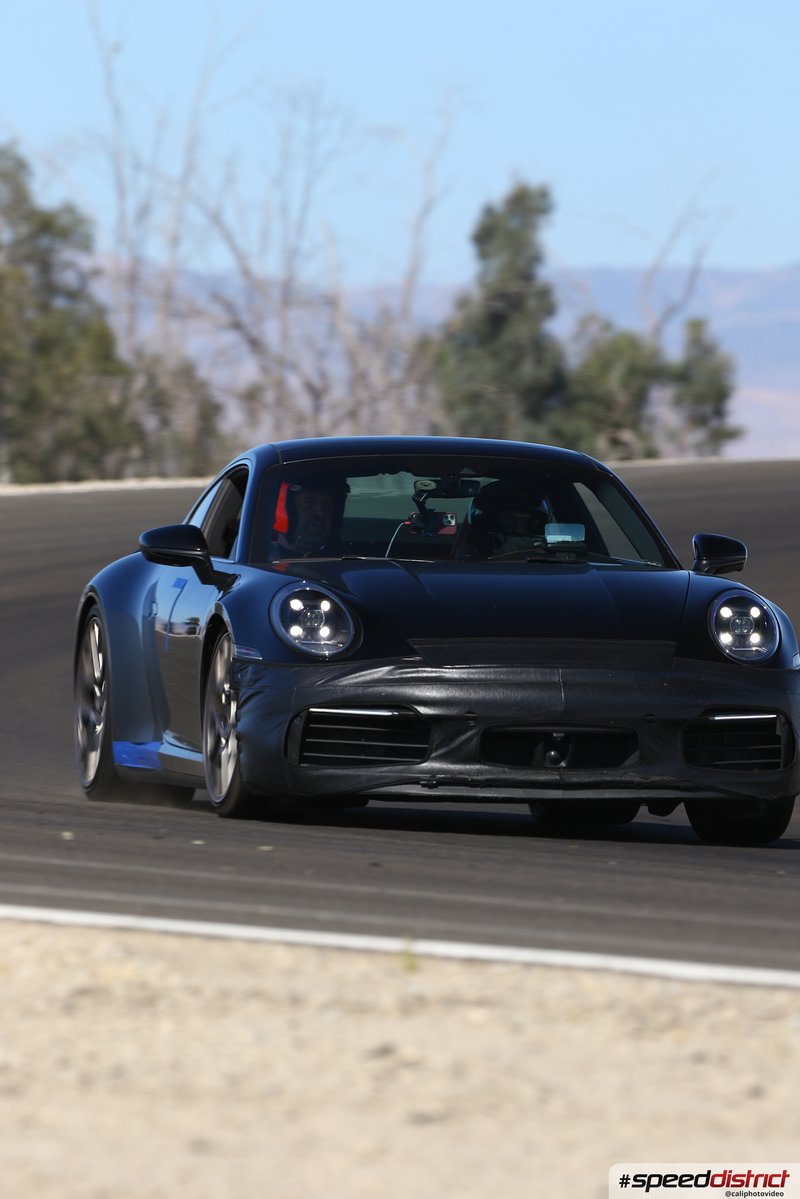 Porsche 911 GT3 blue