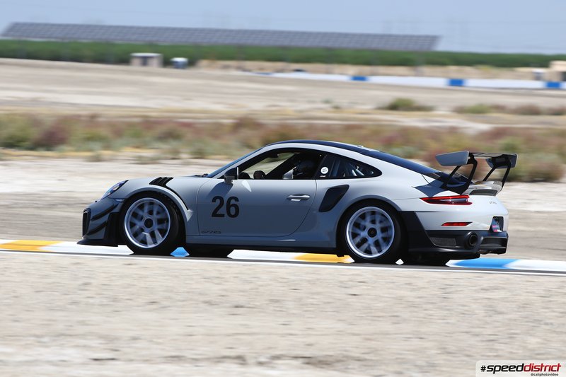 Porsche 911 GT3 RS silver