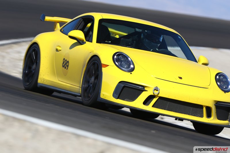 Porsche 911 GT3 RS yellow