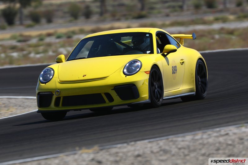 Porsche 911 GT3 yellow