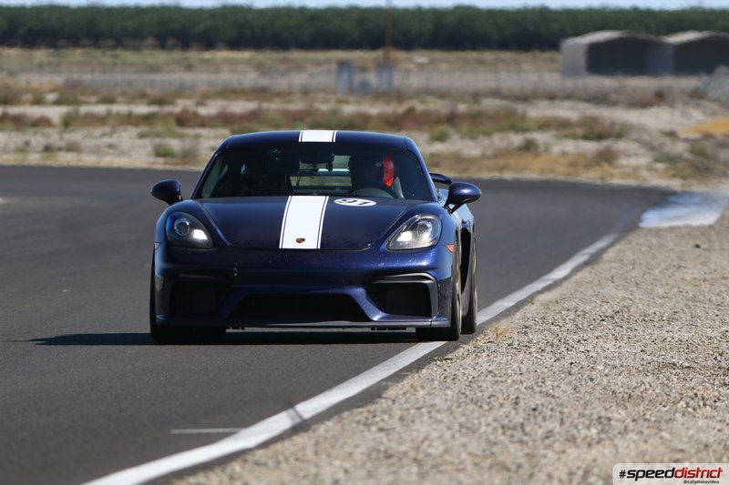 Porsche Cayman GT4 blue