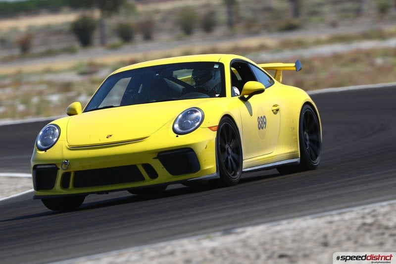 Porsche 911 GT3 yellow