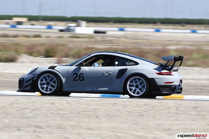 Porsche 911 GT3 RS silver