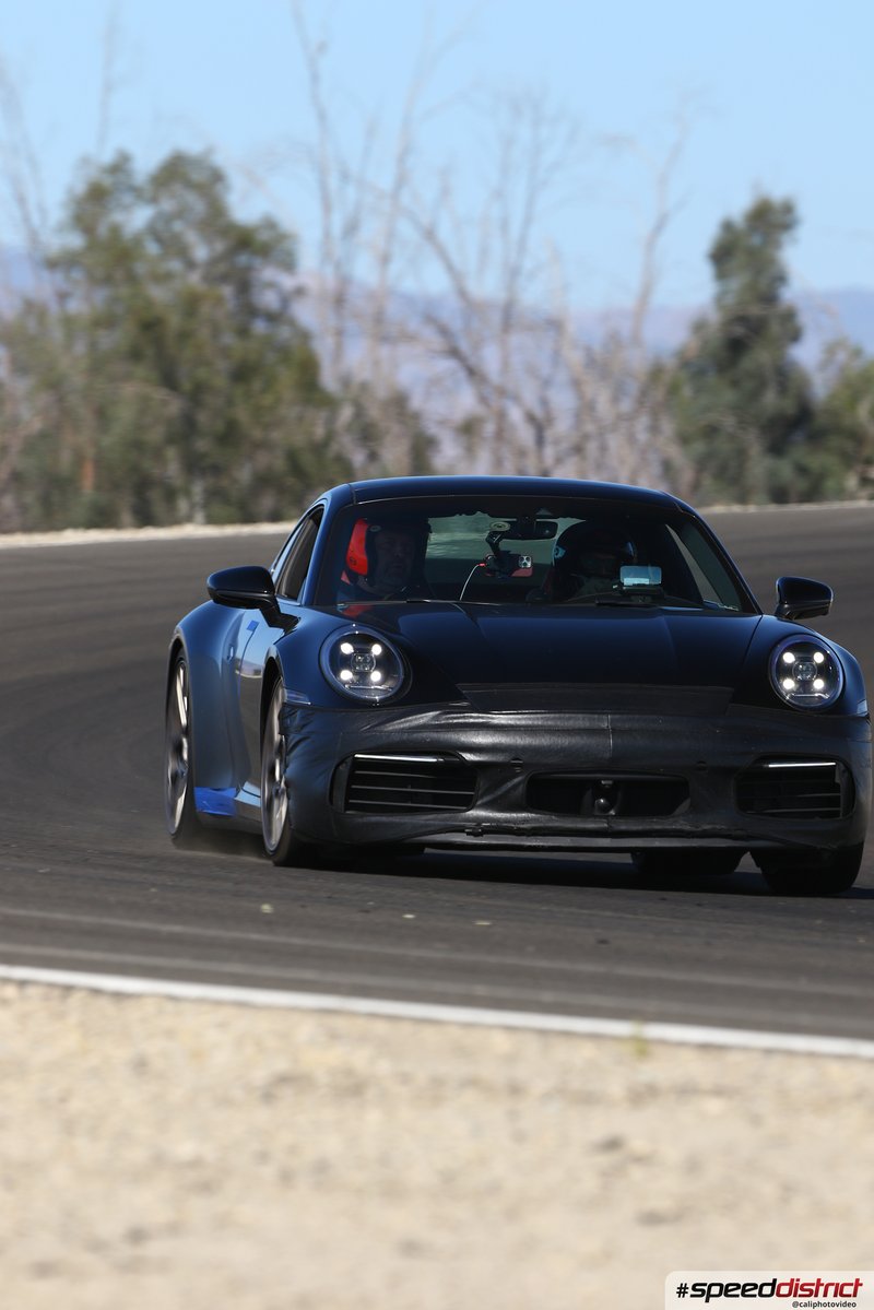 Porsche 911 GT3 blue