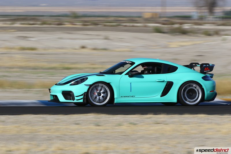 Porsche Cayman GT4