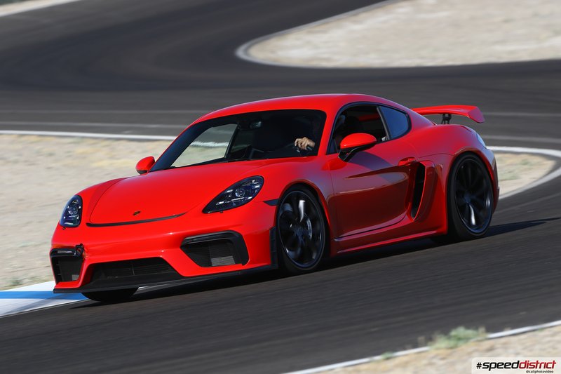 Porsche Cayman GT4