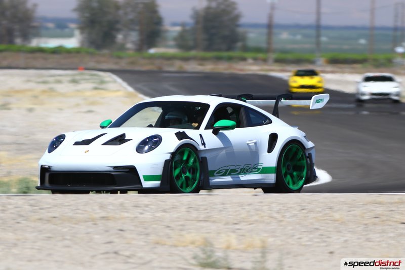 Porsche 911 GT3 RS white