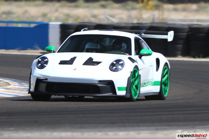 Porsche 911 GT3 RS white