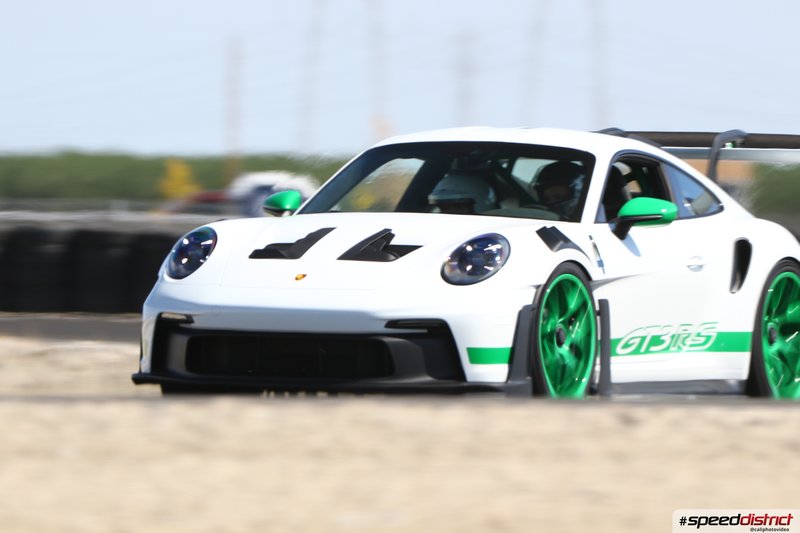 Porsche 911 GT3 RS white