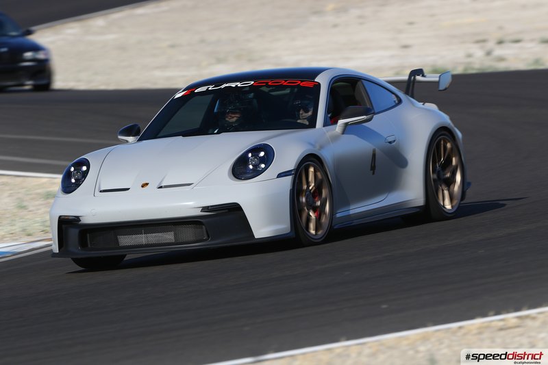 Porsche 911 GT3 RS white