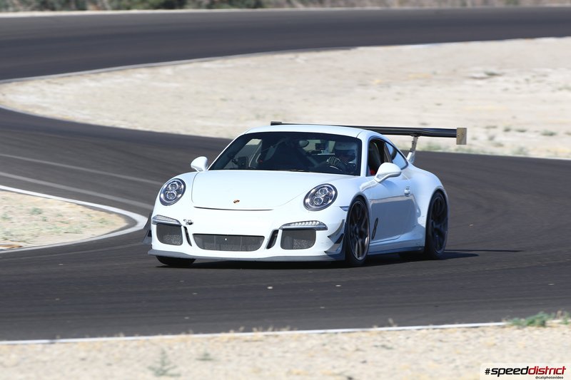 Porsche 911 GT3 RS white