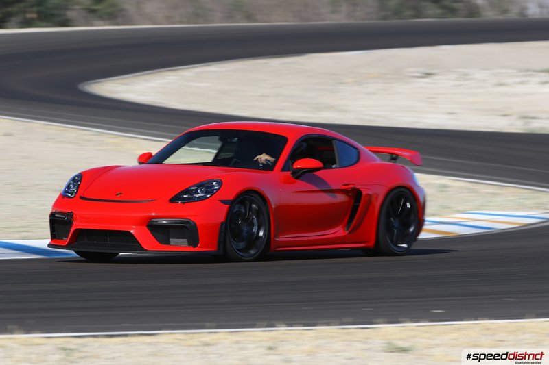 Porsche Cayman GT4