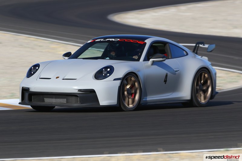 Porsche 911 GT3 RS white