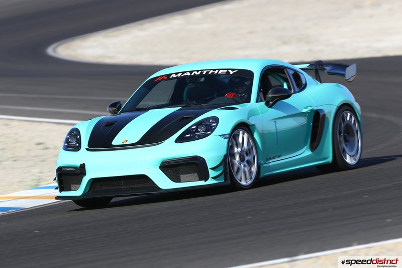 Porsche Cayman GT4