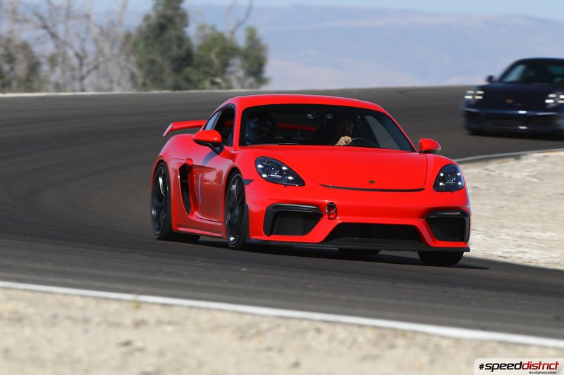 Porsche Cayman GT4