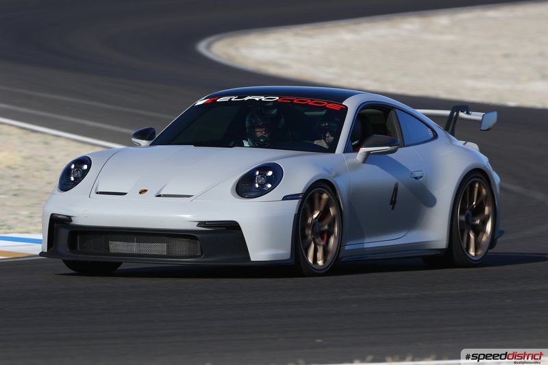 Porsche 911 GT3 RS white