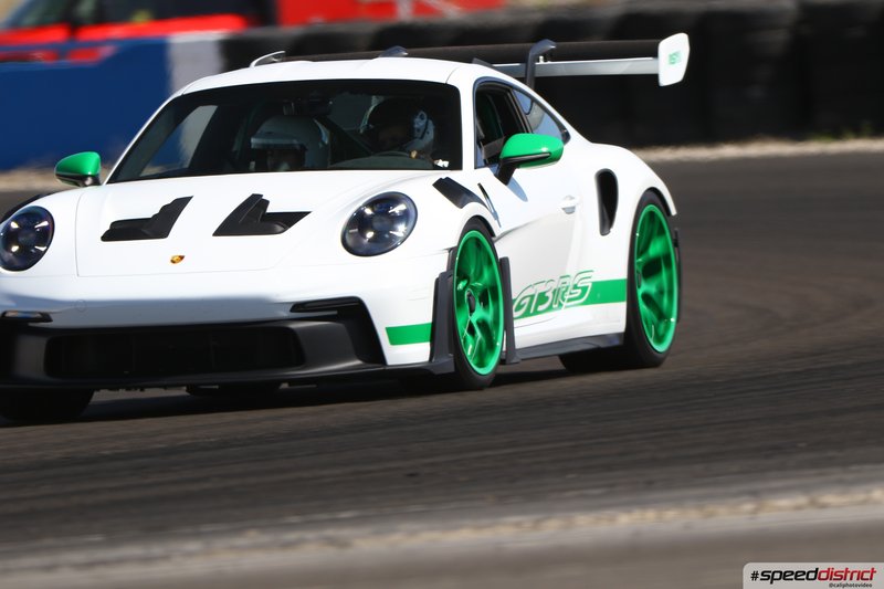 Porsche 911 GT3 RS white