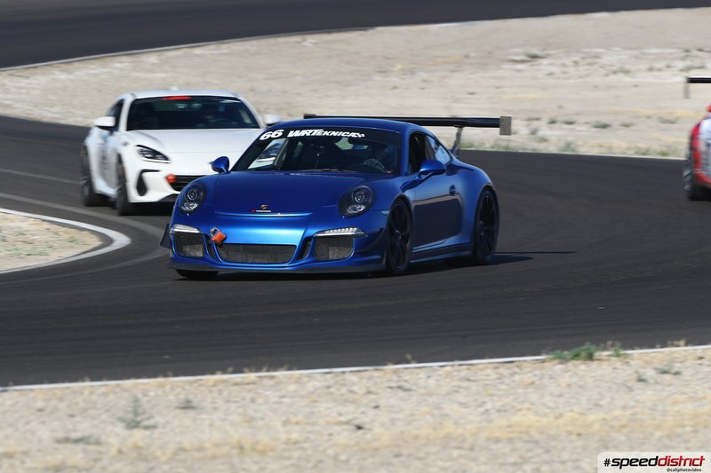 Porsche 911 GT3 RS blue
