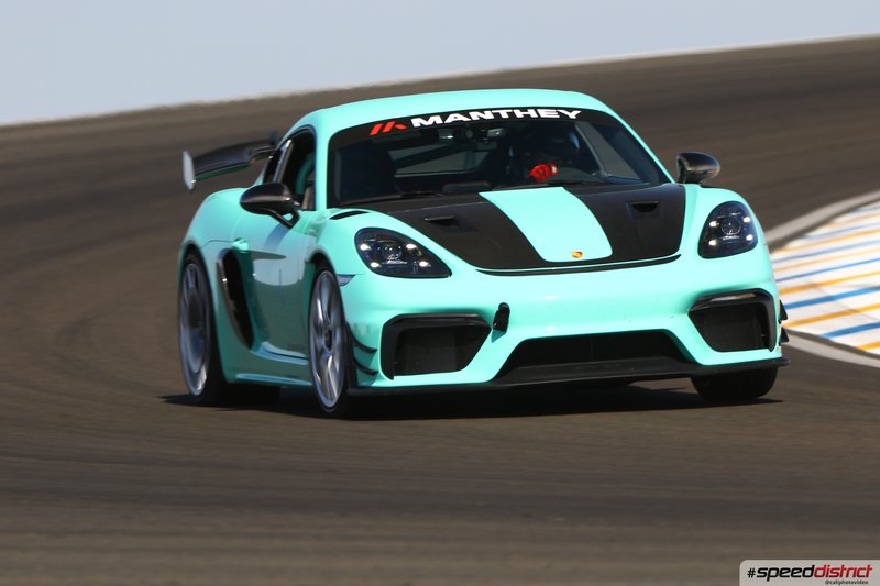 Porsche Cayman GT4 RS