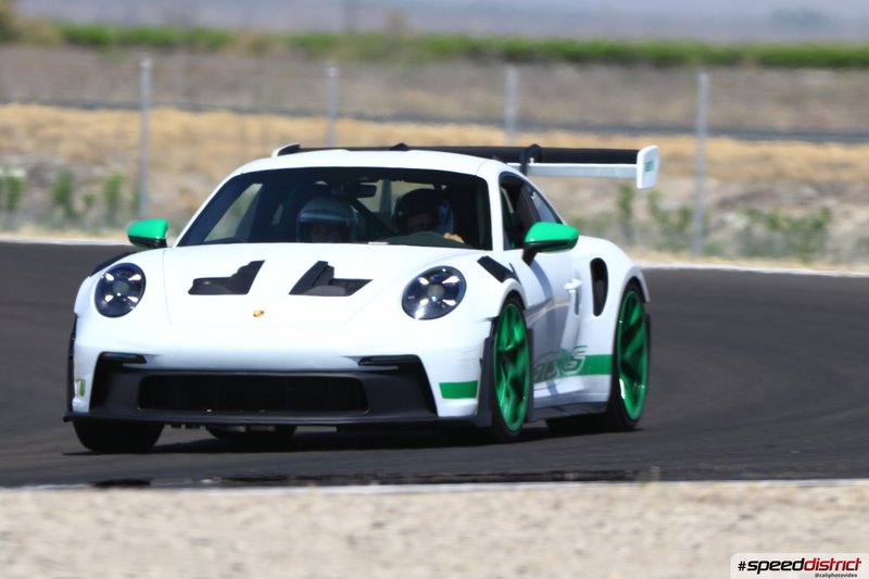 Porsche 911 GT3 RS white