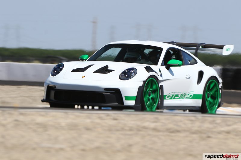 Porsche 911 GT3 RS white