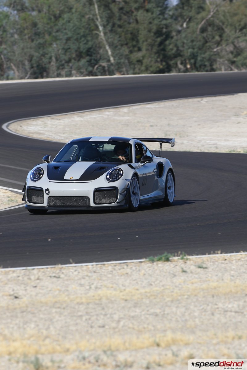 Porsche 911 GT2 RS