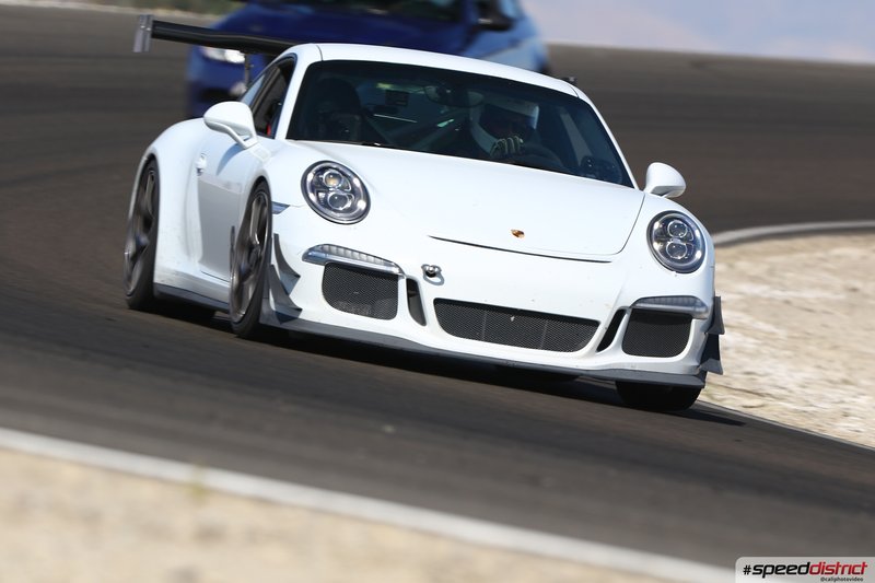Porsche 911 GT3 RS white