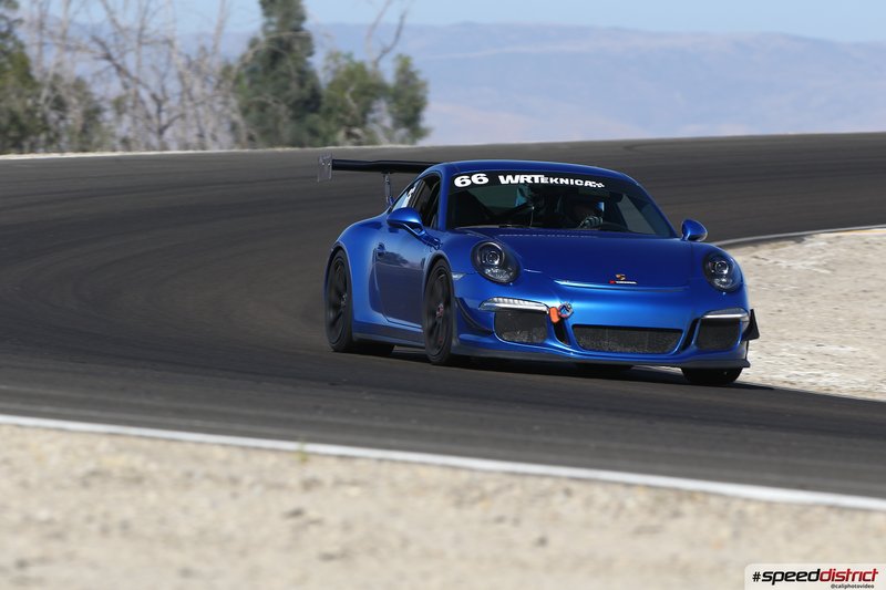 Porsche 911 GT3 RS blue