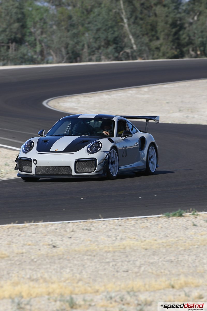 Porsche 911 GT2 RS