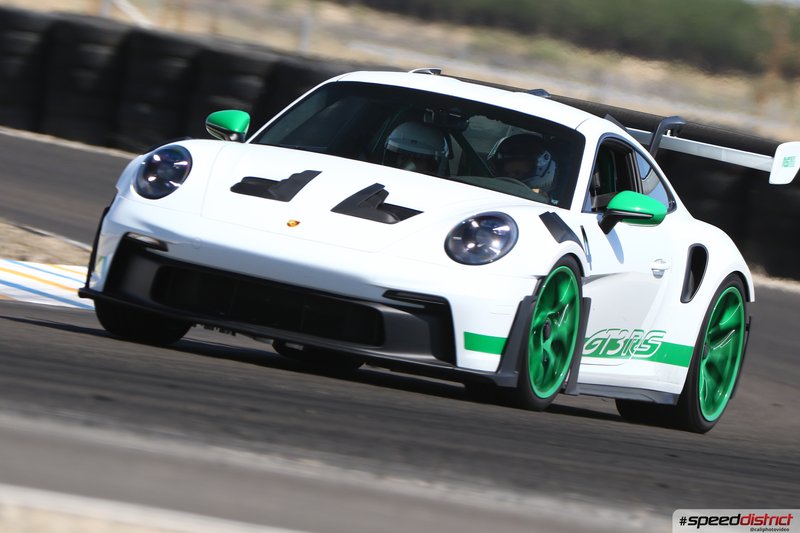 Porsche 911 GT3 RS white